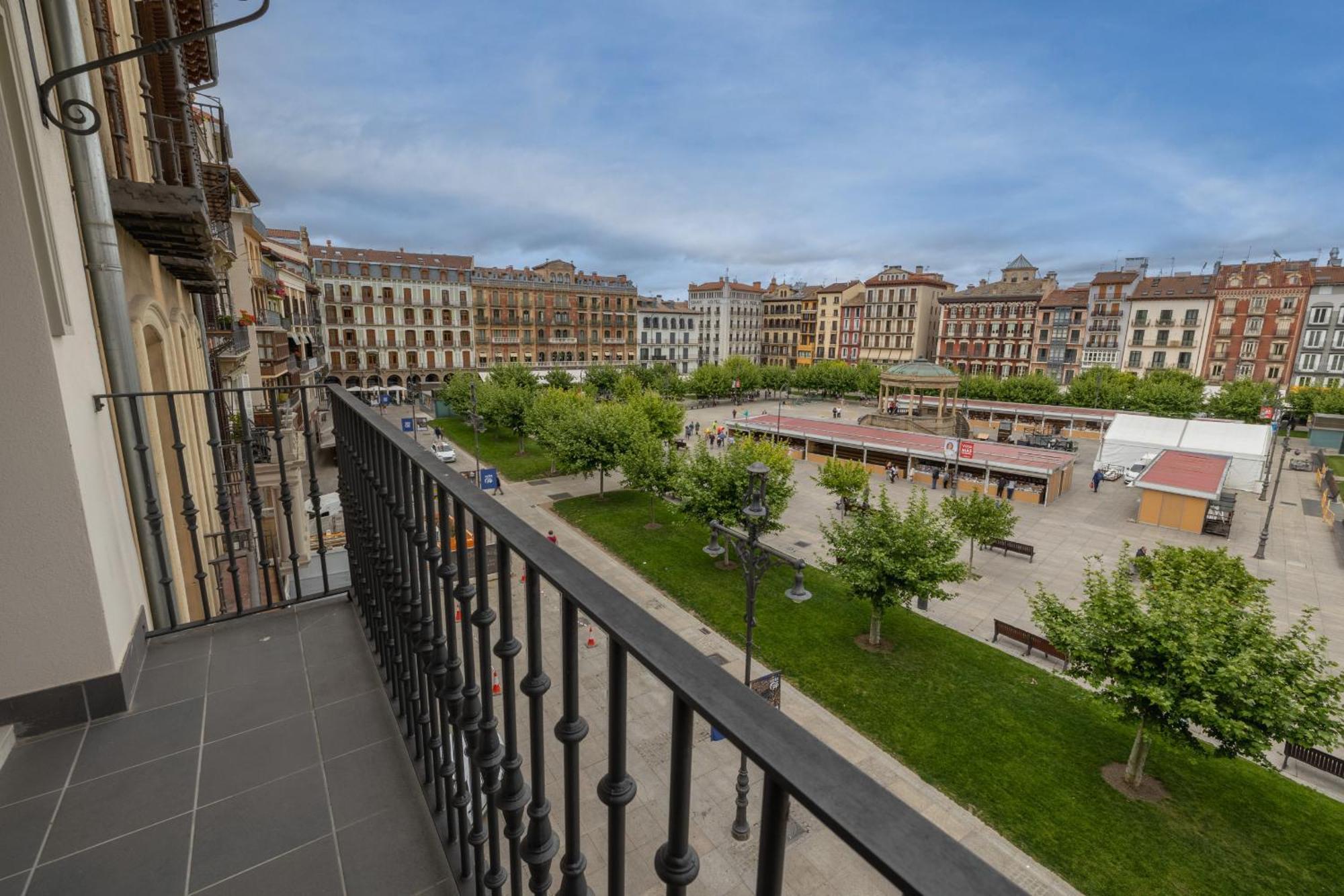 Tuapartamento - Boutique Plaza Del Castillo 29 Lägenhet Pamplona Exteriör bild